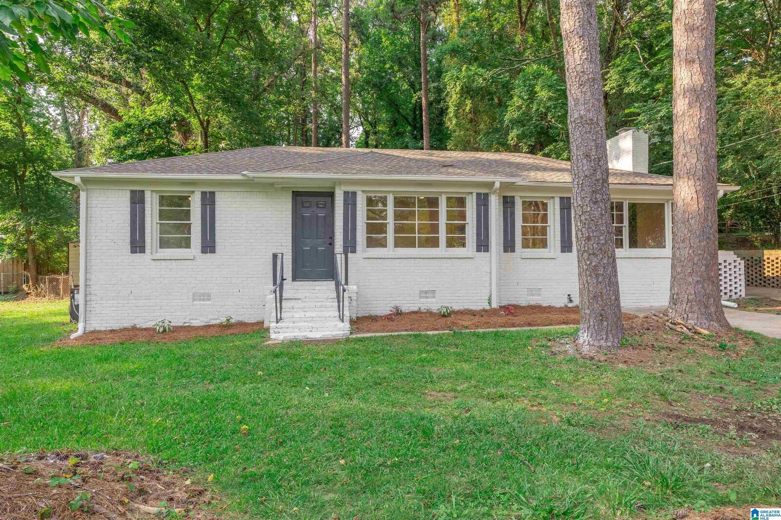 512 22nd Ter NE exterior